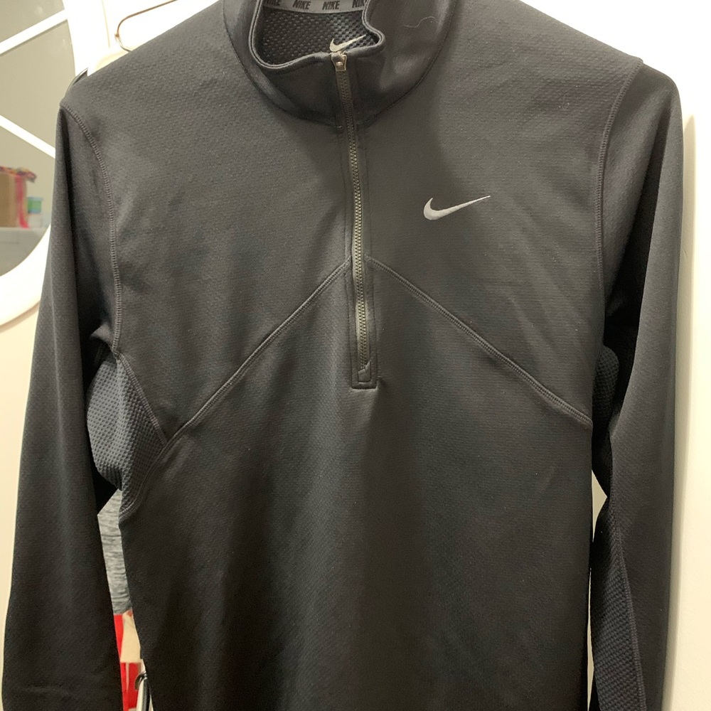 Men’s pullover 1/4 zip black jacket